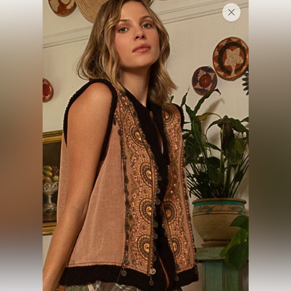 B11P🤎POL perfect faux shearling brown vest w/amazing embroidery+faux fur… - Picture 4 of 14